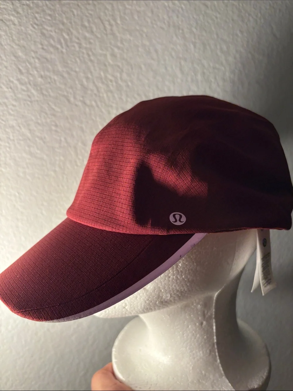LULULEMON FAST AND FREE RUNNING HAT..